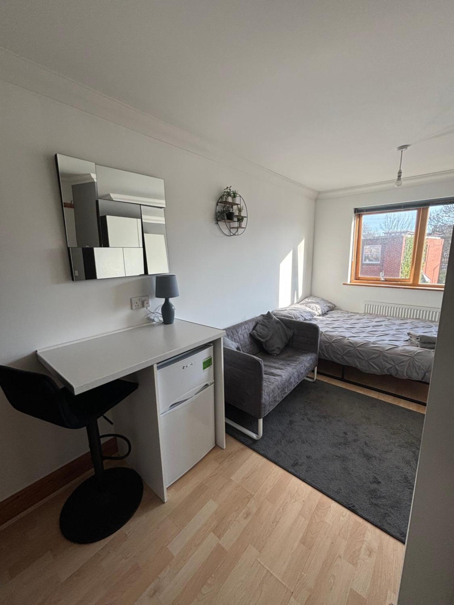 Apartment Stylish & Compact Center 7a